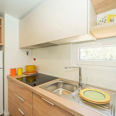 Holiday Artina 1 Lovište