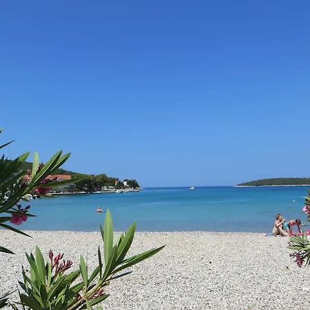 Holiday home Holiday Artina 1 Loviste